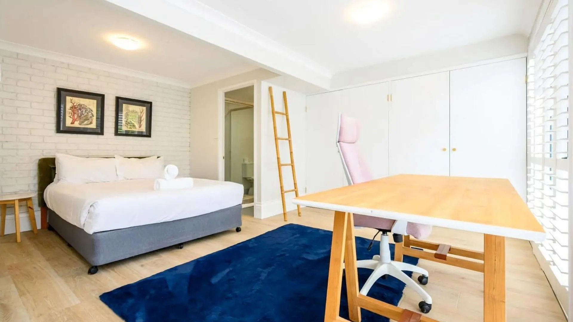 Stunning Riverside Hinterland Retreat Gold Coast Apartmán