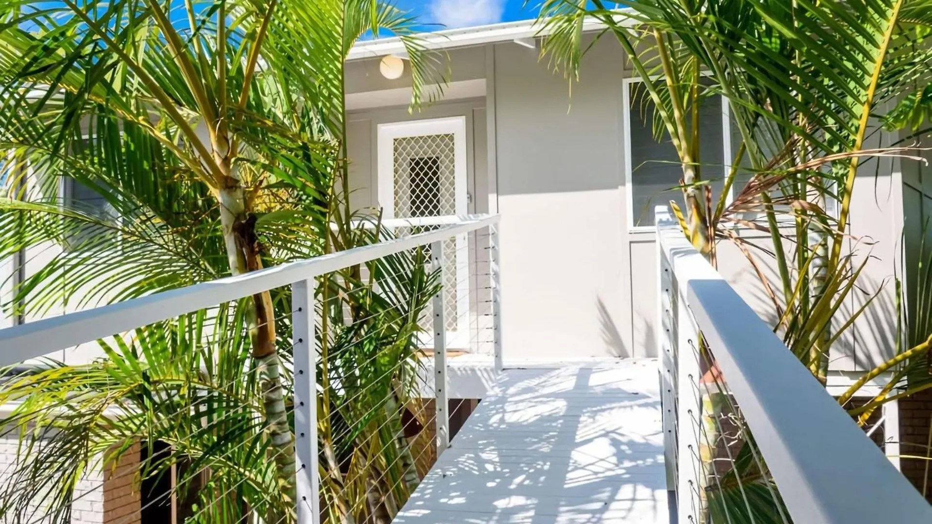 Stunning Riverside Hinterland Retreat Gold Coast Australia