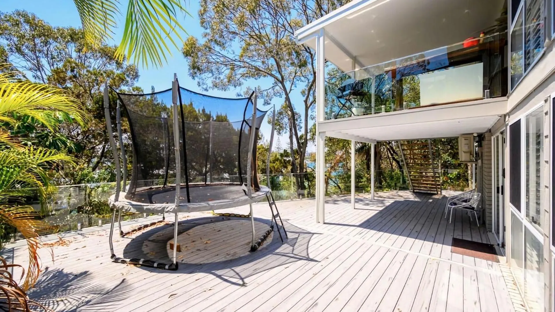 Stunning Riverside Hinterland Retreat Gold Coast