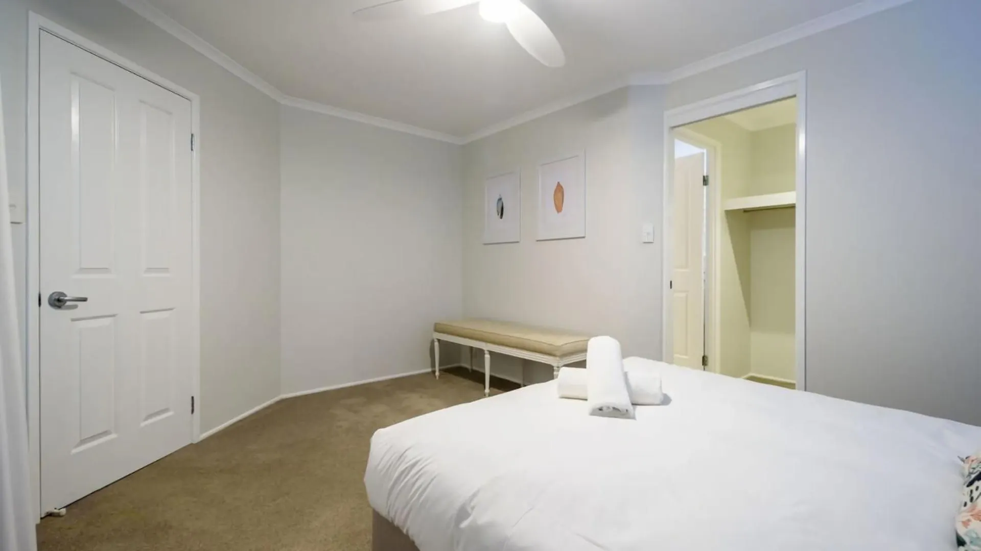 Apartment Stunning Riverside Hinterland Retreat Gold Coast